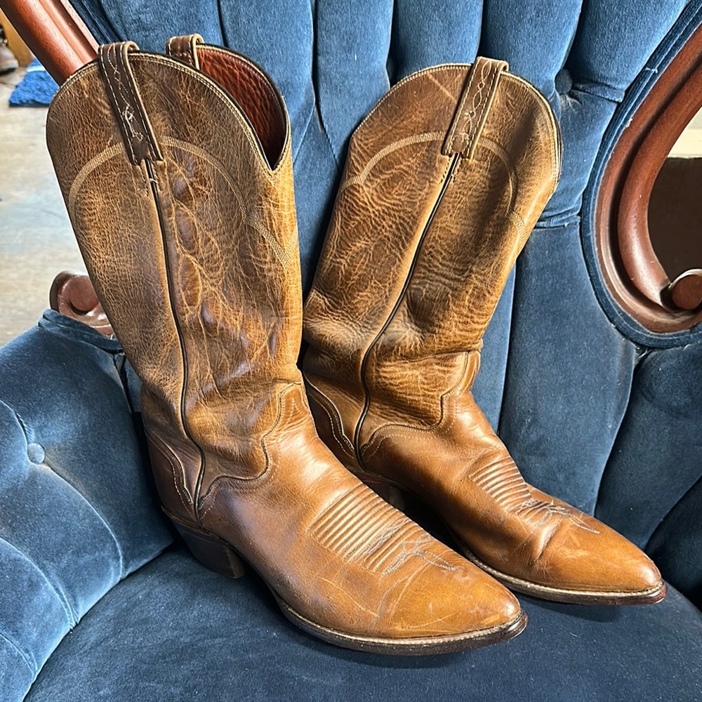 Classic Men's Cowboy Boots - Brown Leather Western Boots